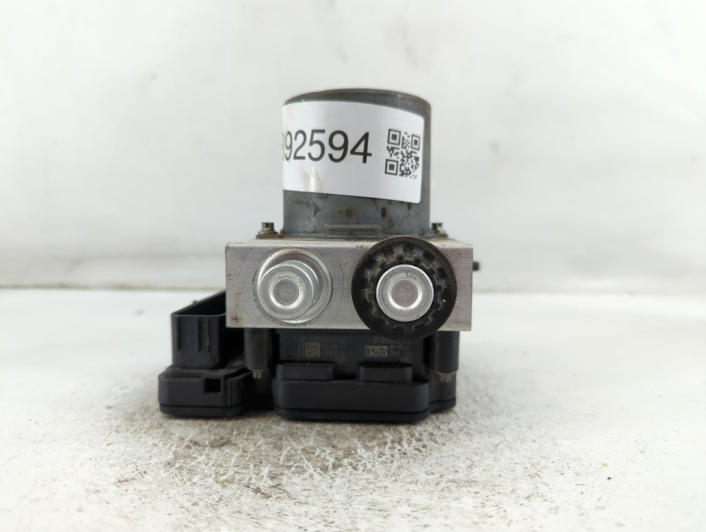2018-2021 Ford Expedition ABS Pump Control Module Replacement P/N:JL14-2B373-AF Fits Fits 2018 2019 2020 2021 OEM Used Auto 
