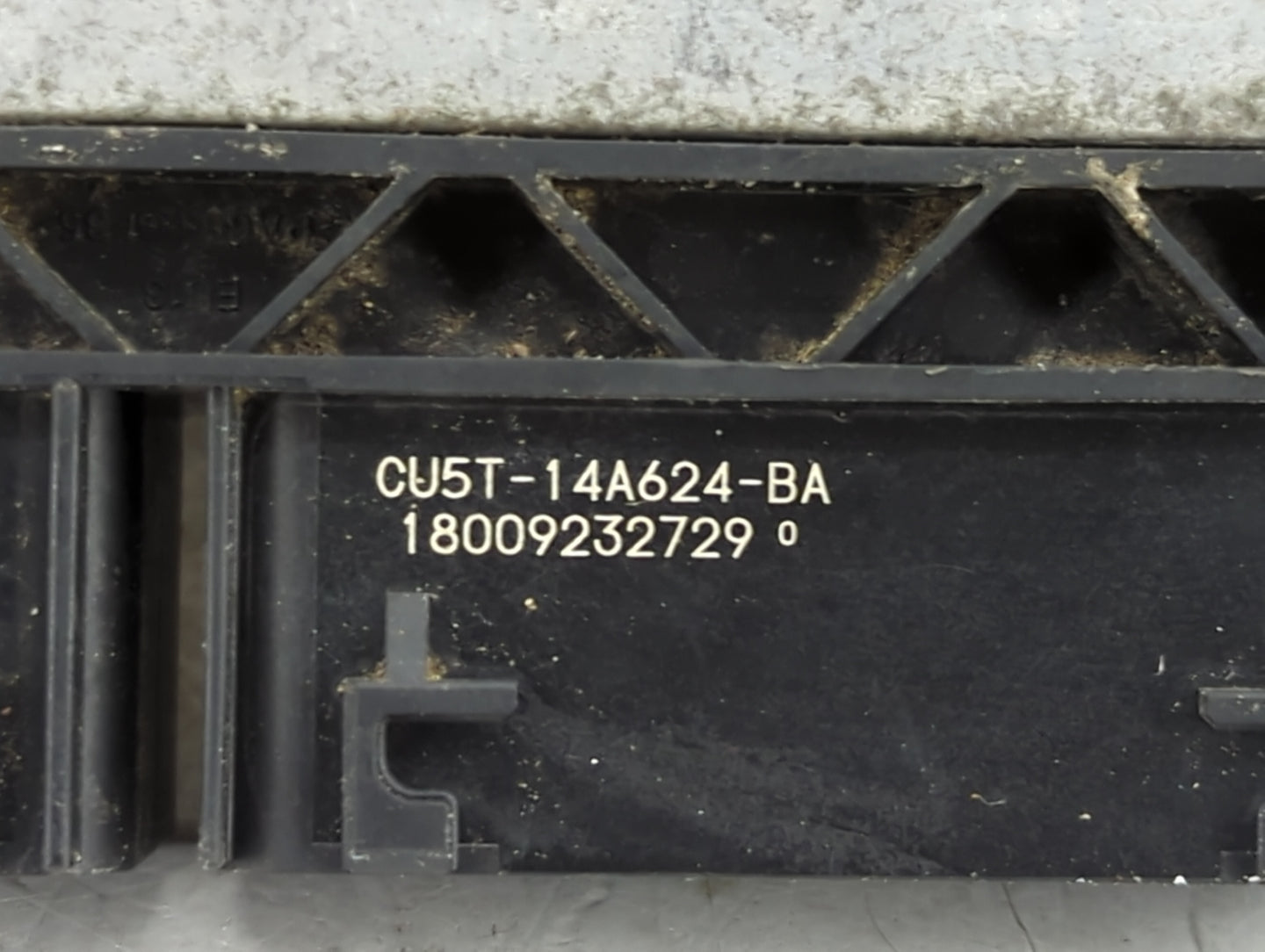 2016-2019 Ford Explor PCM Engine Control Computer ECU ECM PCU OEM P/N:GB5A-12A650-YA FB5A-12B684-CA Fits OEM Used Auto Parts