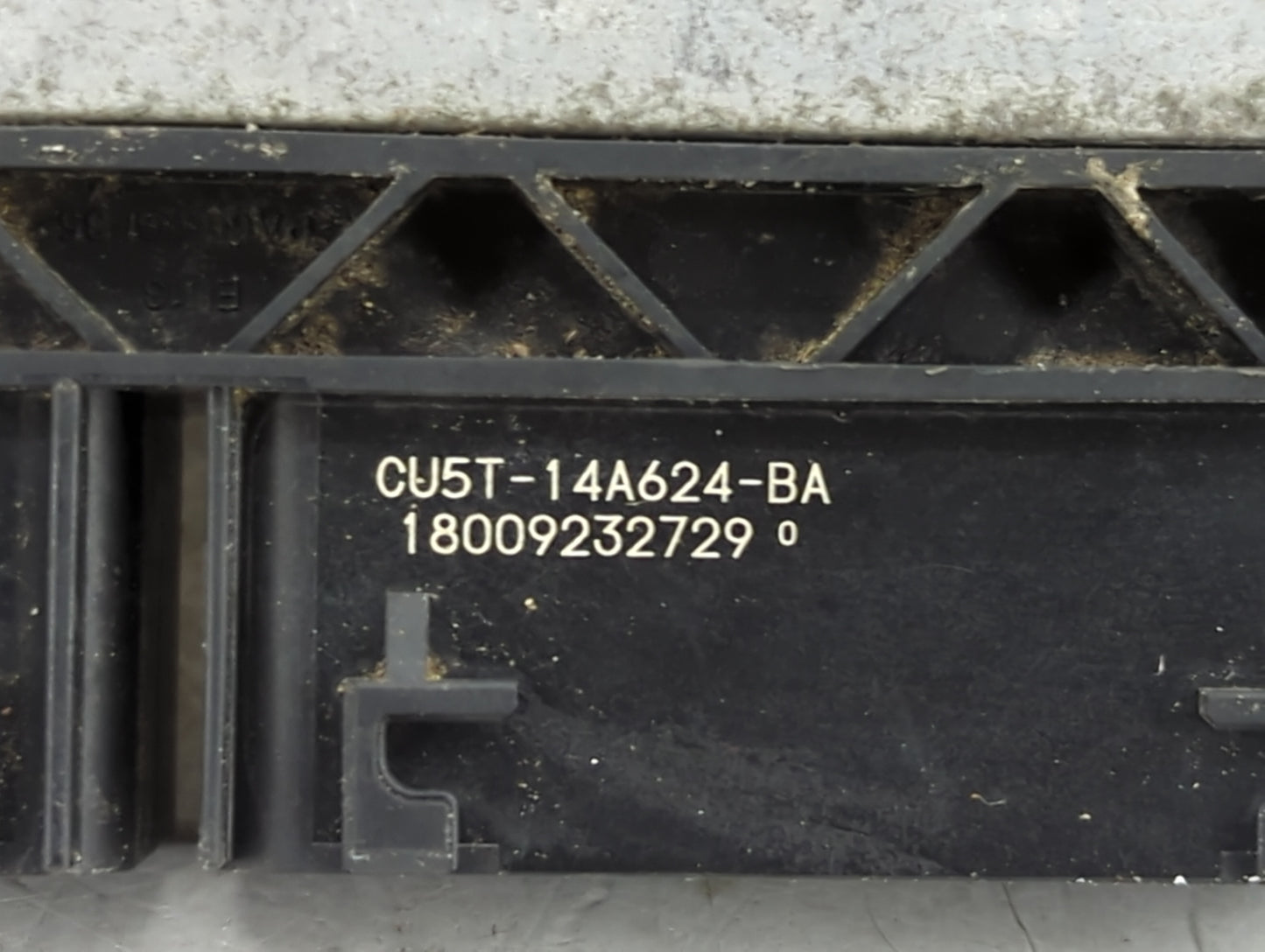 2016-2019 Ford Explor PCM Engine Control Computer ECU ECM PCU OEM P/N:GB5A-12A650-YA FB5A-12B684-CA Fits OEM Used Auto Parts