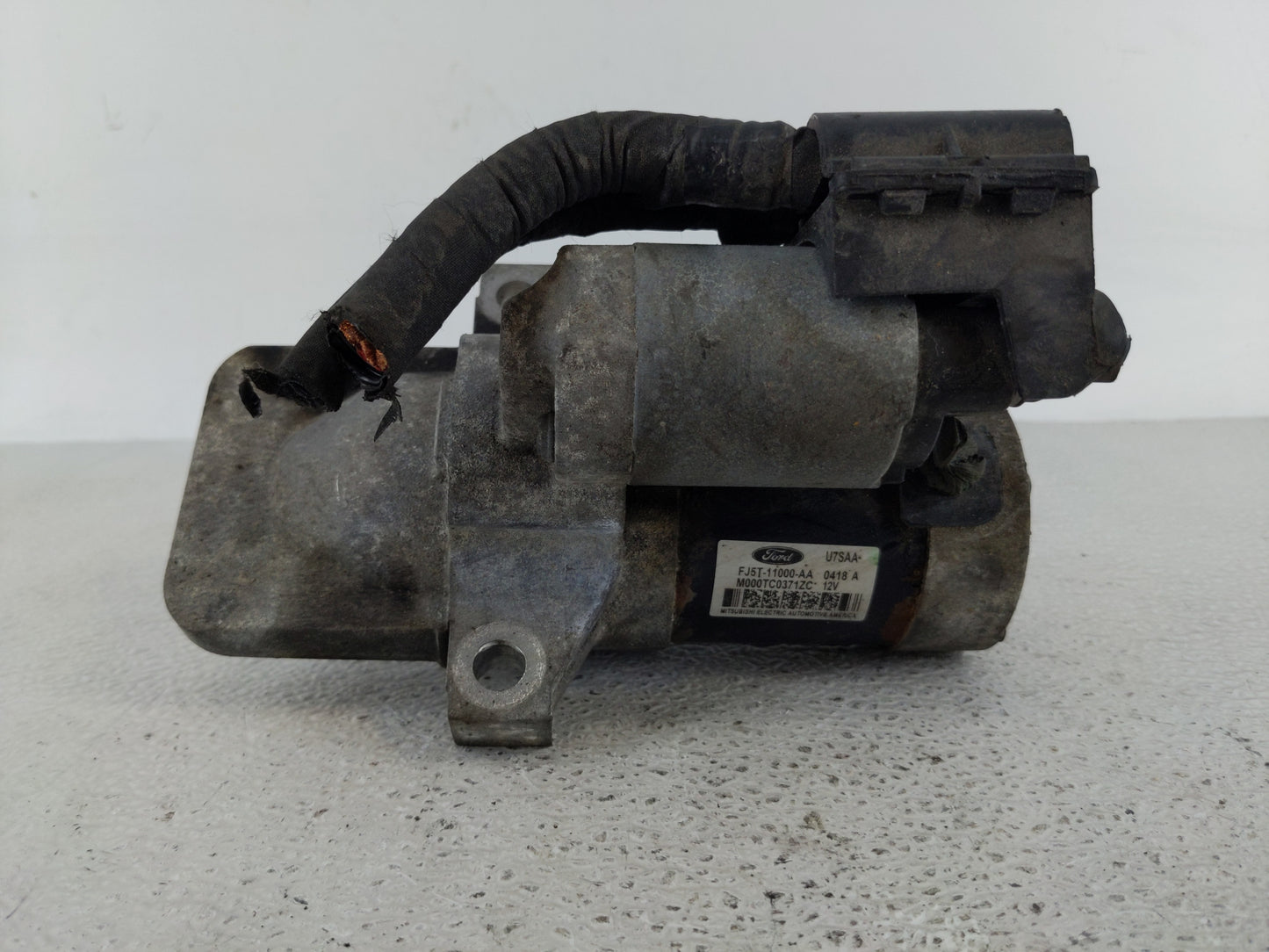 2013-2019 Ford Explorer Car Starter Motor Solenoid OEM P/N:M000TC0371ZC FJ5T-11000-AA Fits OEM Used Auto Parts - Oemusedauto
