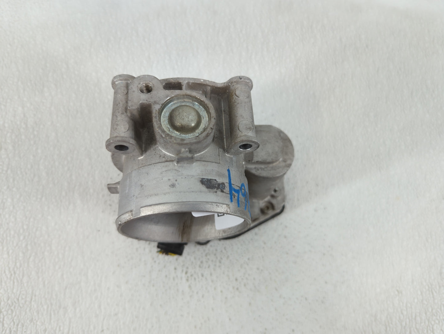 2011-2019 Ford Explorer Throttle Body P/N:AT4E-9F991-EL Fits Fits 2011 2012 2013 2014 2015 2016 2017 2018 2019 OEM Used Auto