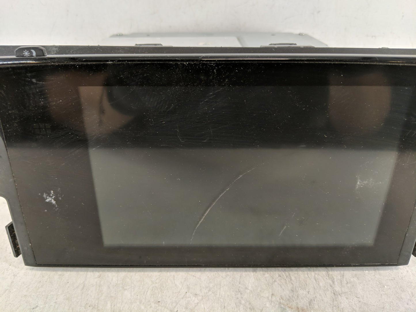 2016-2018 Ford Explorer Radio AM FM Cd Player Receiver Replacement P/N:39101-TEG-A12-M1 Fits Fits 2016 2017 2018 OEM Used Au