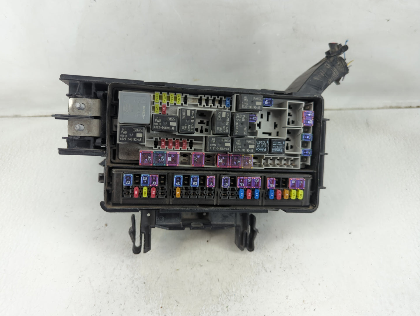 2018 Ford Explorer Fusebox Fuse Box Panel Relay Module P/N:FU5T-14A003-DC Fits OEM Used Auto Parts - Oemusedautoparts1.com