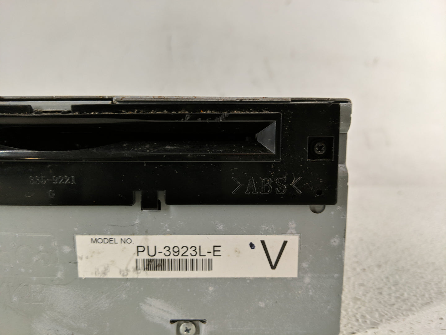 2016-2018 Ford Explorer Radio AM FM Cd Player Receiver Replacement P/N:JB5T-19C107-CB Fits Fits 2016 2017 2018 OEM Used Auto