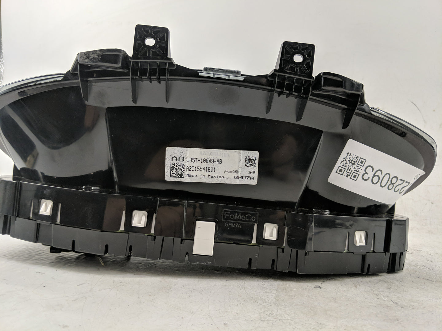 2018 Ford Explorer Instrument Cluster Speedometer Gauges Fits OEM Used Auto Parts - Oemusedautoparts1.com