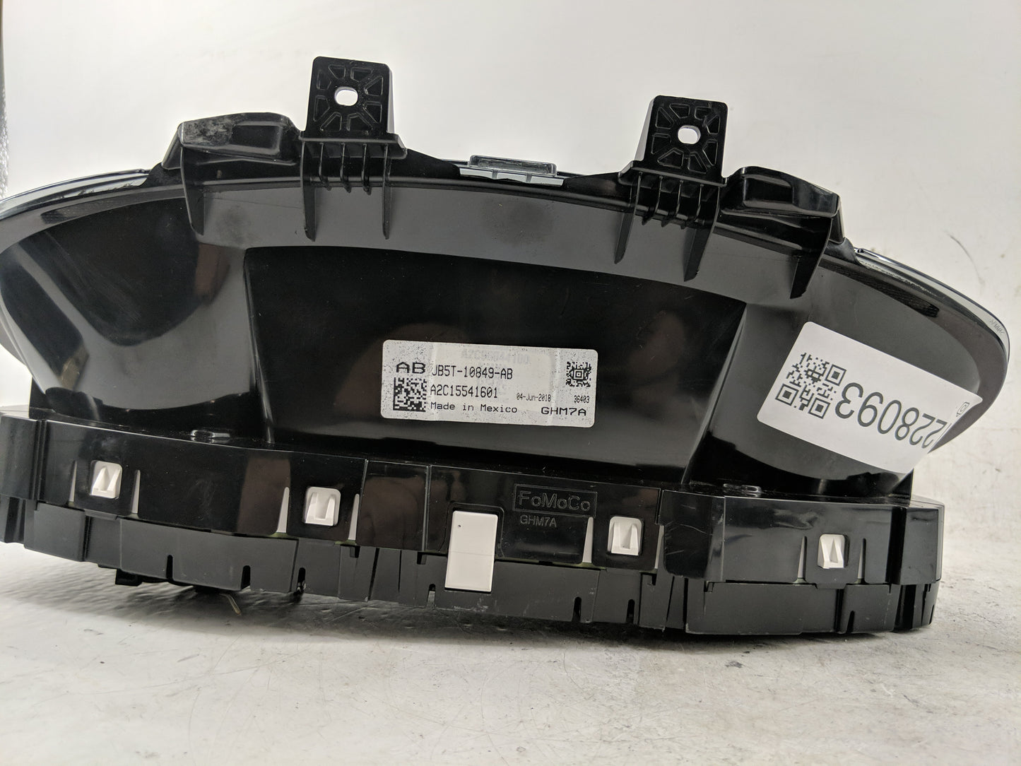 2018 Ford Explorer Instrument Cluster Speedometer Gauges Fits OEM Used Auto Parts - Oemusedautoparts1.com