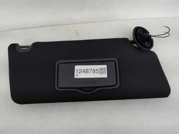 2018 Ford Explorer Sun Visor Shade Replacement Passenger Right Mirror Fits OEM Used Auto Parts