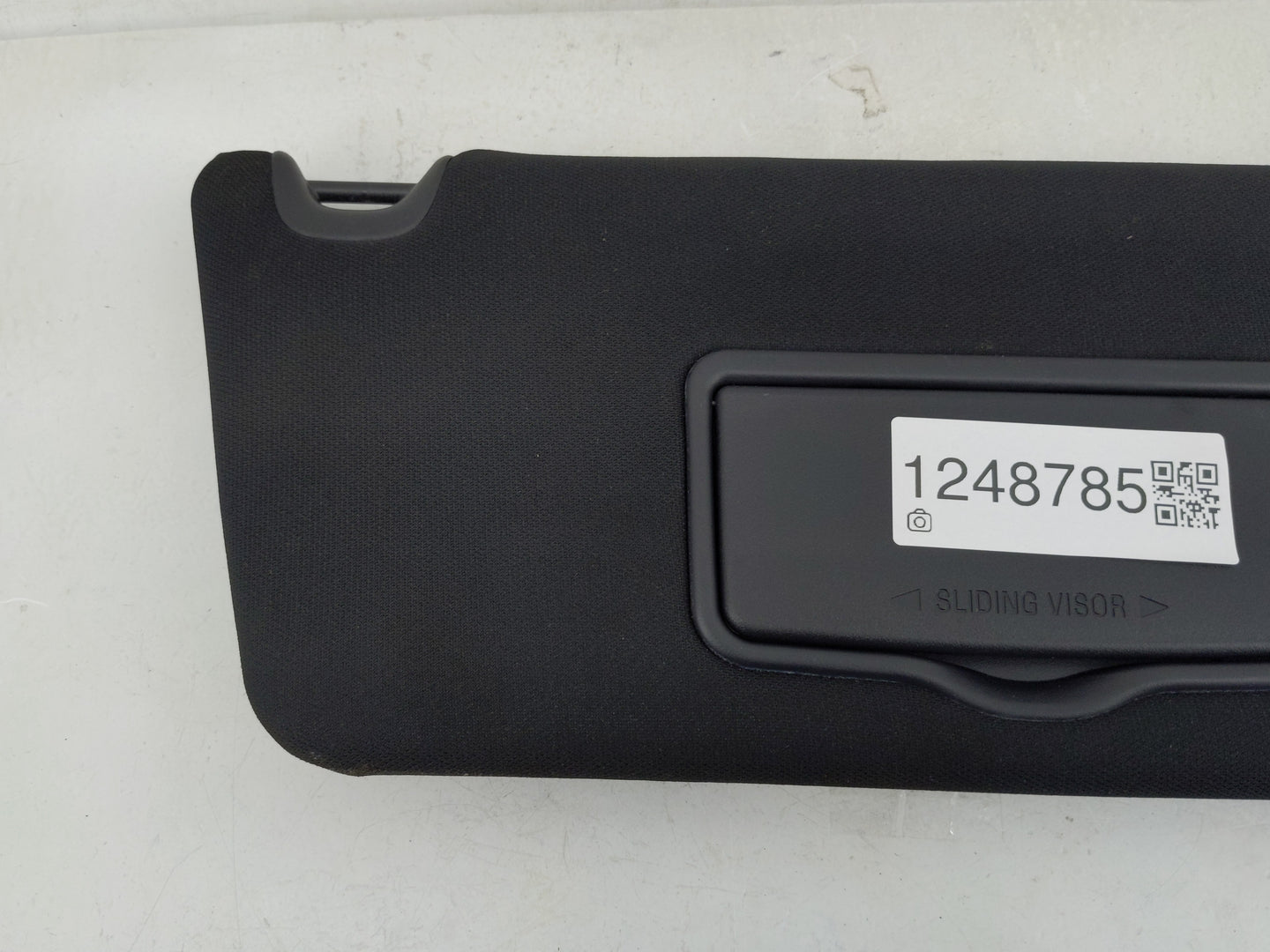 2018 Ford Explorer Sun Visor Shade Replacement Passenger Right Mirror Fits OEM Used Auto Parts - Oemusedautoparts1.com