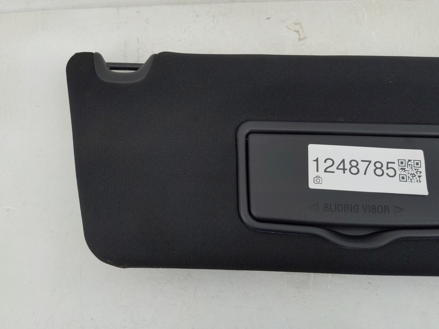 2018 Ford Explorer Sun Visor Shade Replacement Passenger Right Mirror Fits OEM Used Auto Parts - Oemusedautoparts1.com