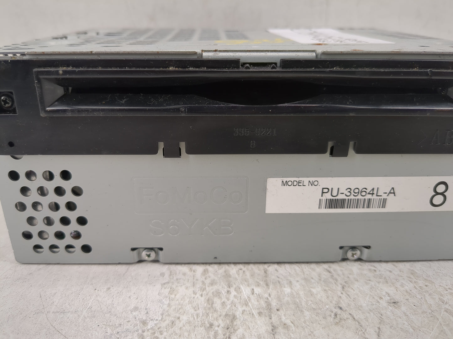 2018 Ford Explorer Radio AM FM Cd Player Receiver Replacement P/N:JB5T-19C107-HA Fits OEM Used Auto Parts - Oemusedautoparts