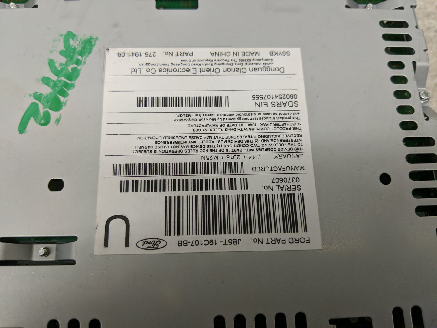 2018-2019 Ford Explorer Radio AM FM Cd Player Receiver Replacement P/N:JB5T-19C107-BB Fits Fits 2018 2019 OEM Used Auto Part