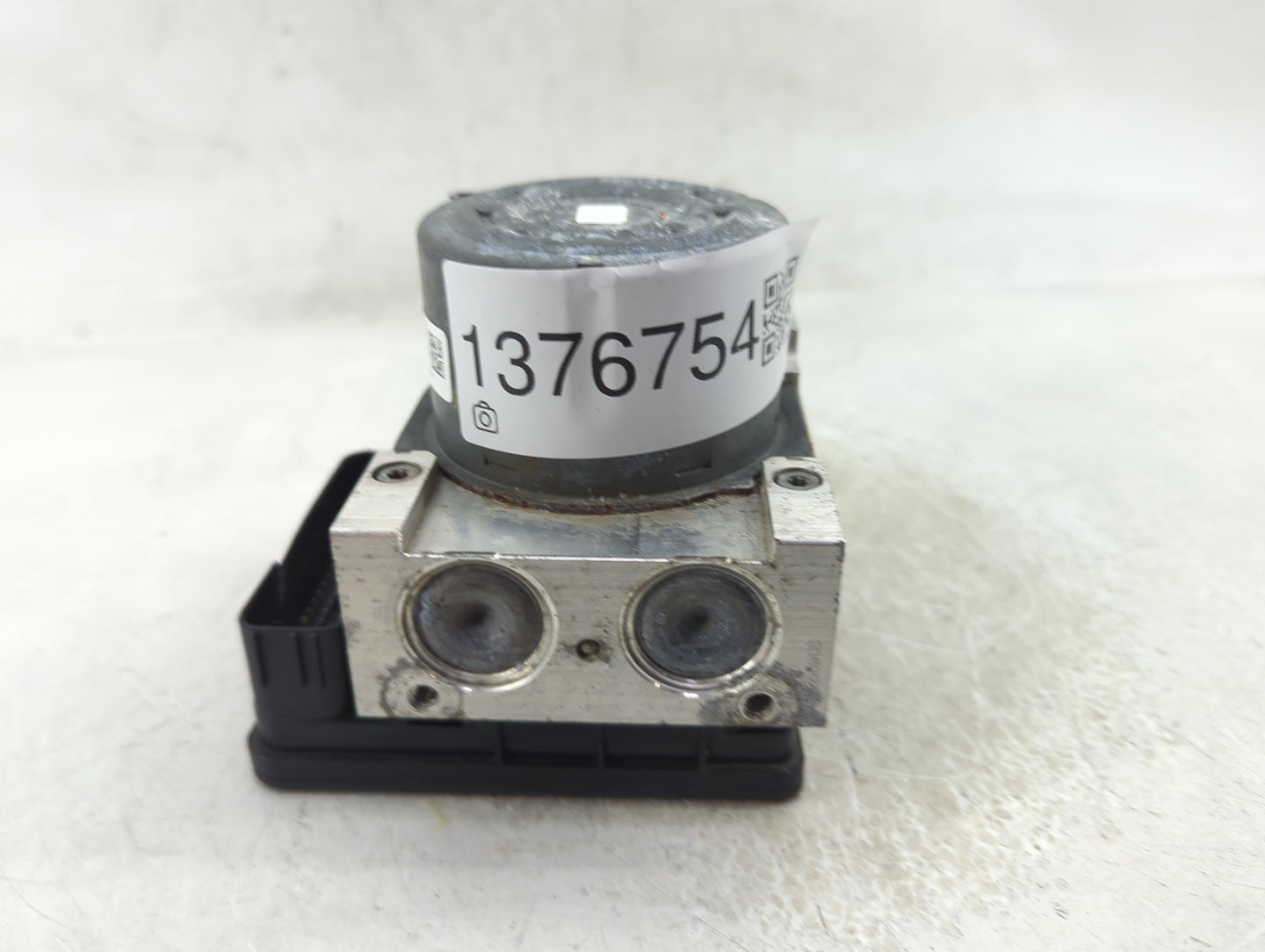 2018 Ford Explorer ABS Pump Control Module Replacement P/N:HB53-2C219-AB Fits OEM Used Auto Parts - Oemusedautoparts1.com