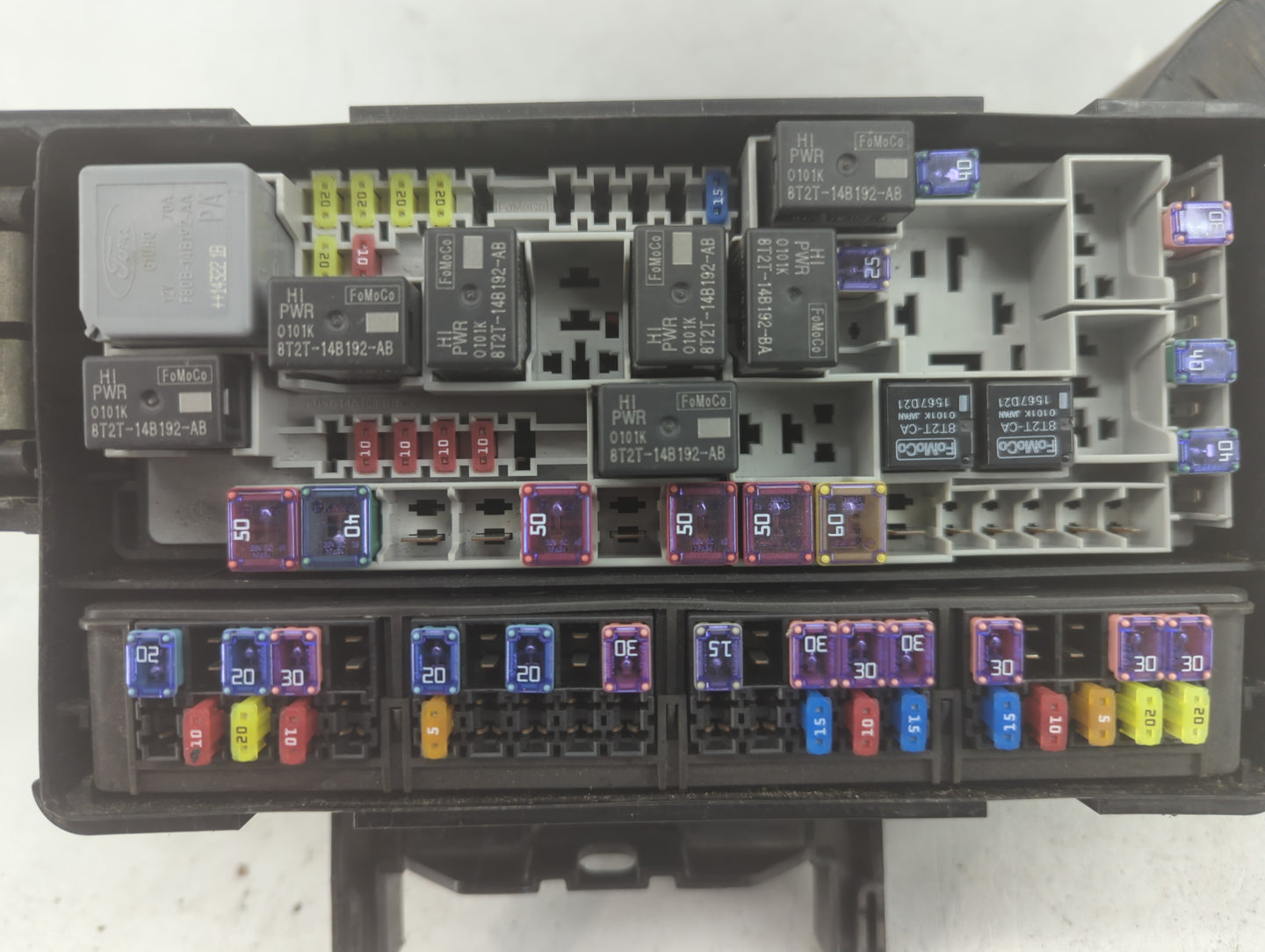 2018-2019 Ford Explorer Fusebox Fuse Box Panel Relay Module Fits Fits 2018 2019 OEM Used Auto Parts - Oemusedautoparts1.com