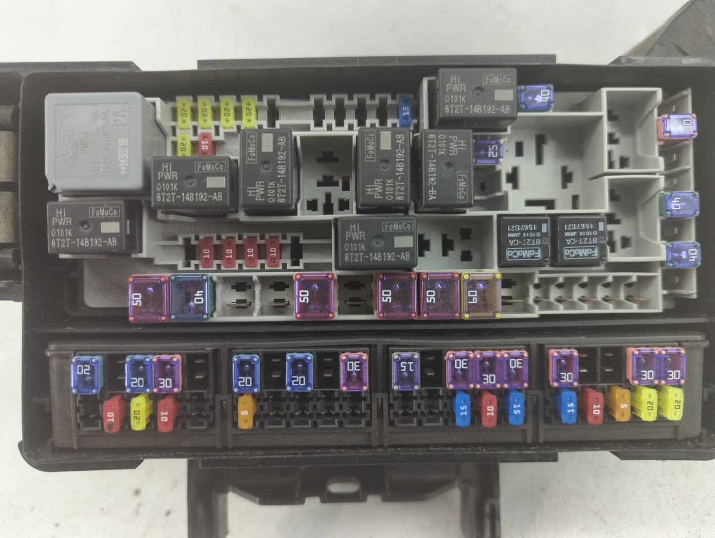 2018-2019 Ford Explorer Fusebox Fuse Box Panel Relay Module Fits Fits 2018 2019 OEM Used Auto Parts - Oemusedautoparts1.com