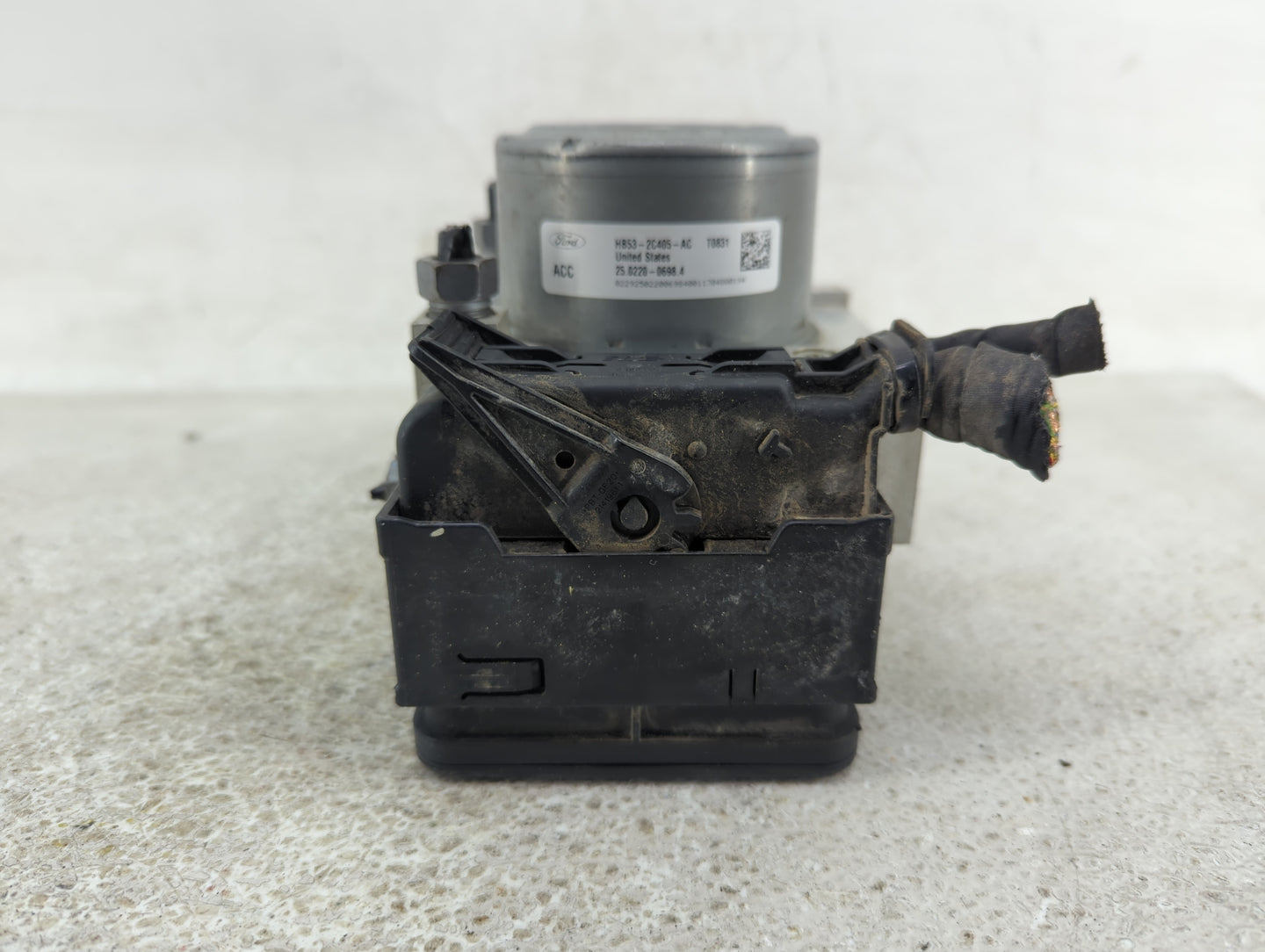 2018 Ford Explorer ABS Pump Control Module Replacement P/N:HB53-2C405-AC HB53-2C219-AB Fits OEM Used Auto Parts - Oemusedaut