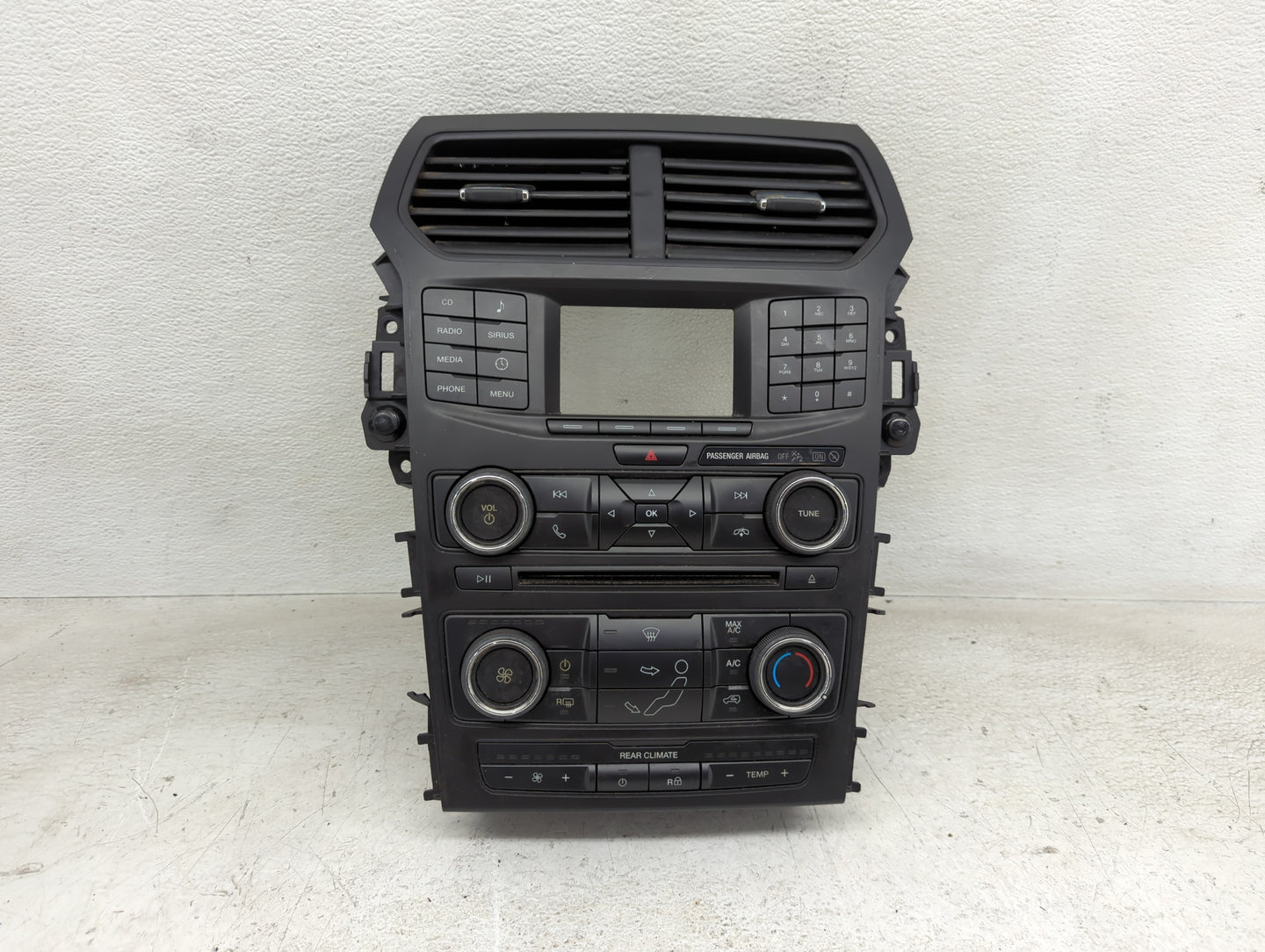 2016-2018 Ford Explorer Radio Control Panel - Oemusedautoparts1.com