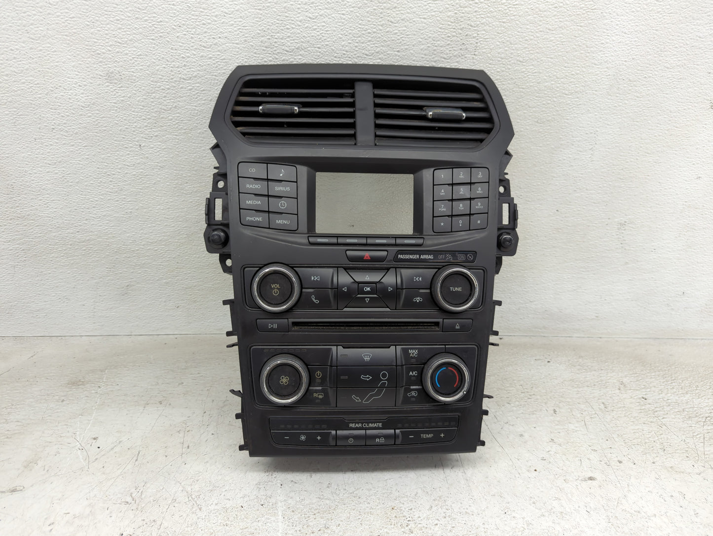 2016-2018 Ford Explorer Radio Control Panel - Oemusedautoparts1.com