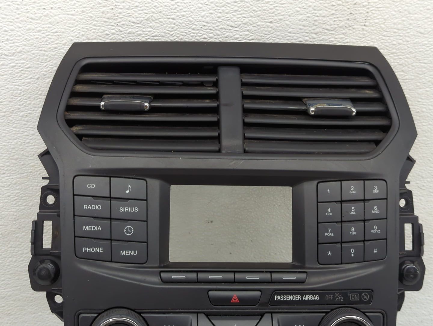 2016-2018 Ford Explorer Radio Control Panel - Oemusedautoparts1.com