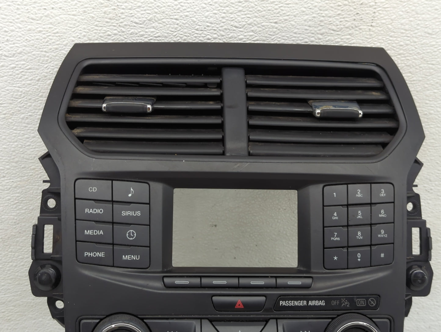 2016-2018 Ford Explorer Radio Control Panel - Oemusedautoparts1.com