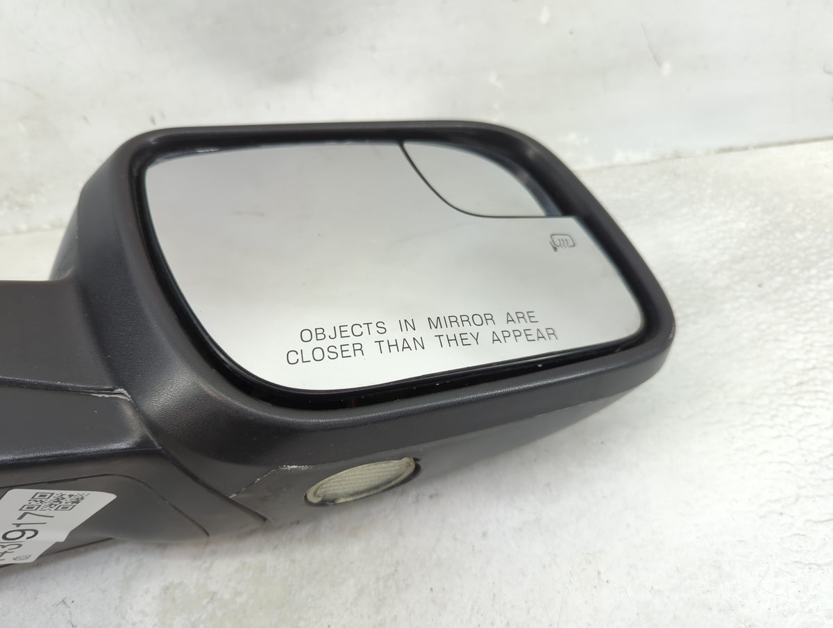2016-2018 Ford Explorer Passenger Side View Mirror - Right Door Mirror OEM Used - Oemusedautoparts1.com
