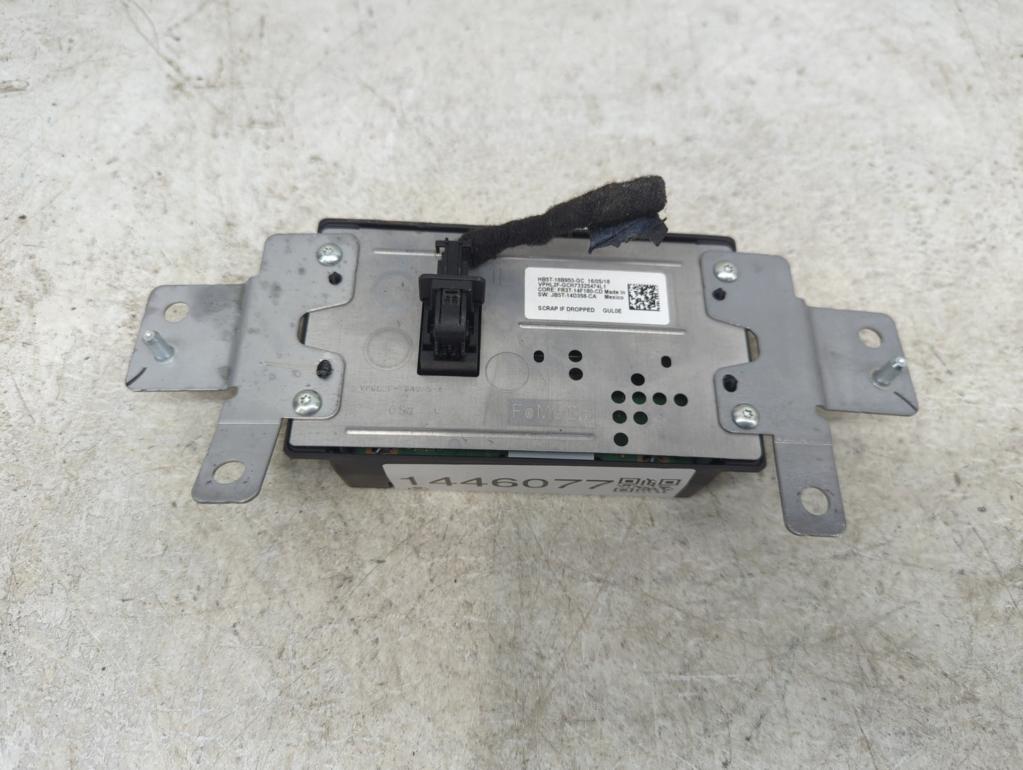 2018 Ford Explorer Information Display Screen - Oemusedautoparts1.com