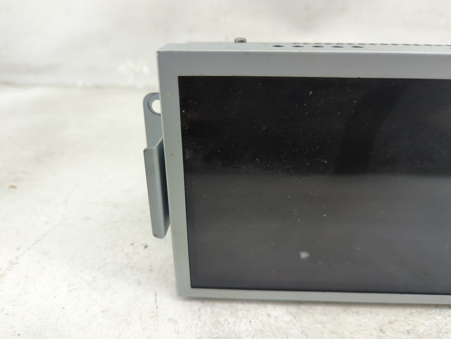 2019-2019 Ford Explorer Information Display Screen 1469332 - Oemusedautoparts1.com