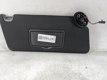2018 Ford Explorer Sun Visor Shade Replacement Passenger Right Mirror Fits OEM Used Auto Parts - Oemusedautoparts1.com