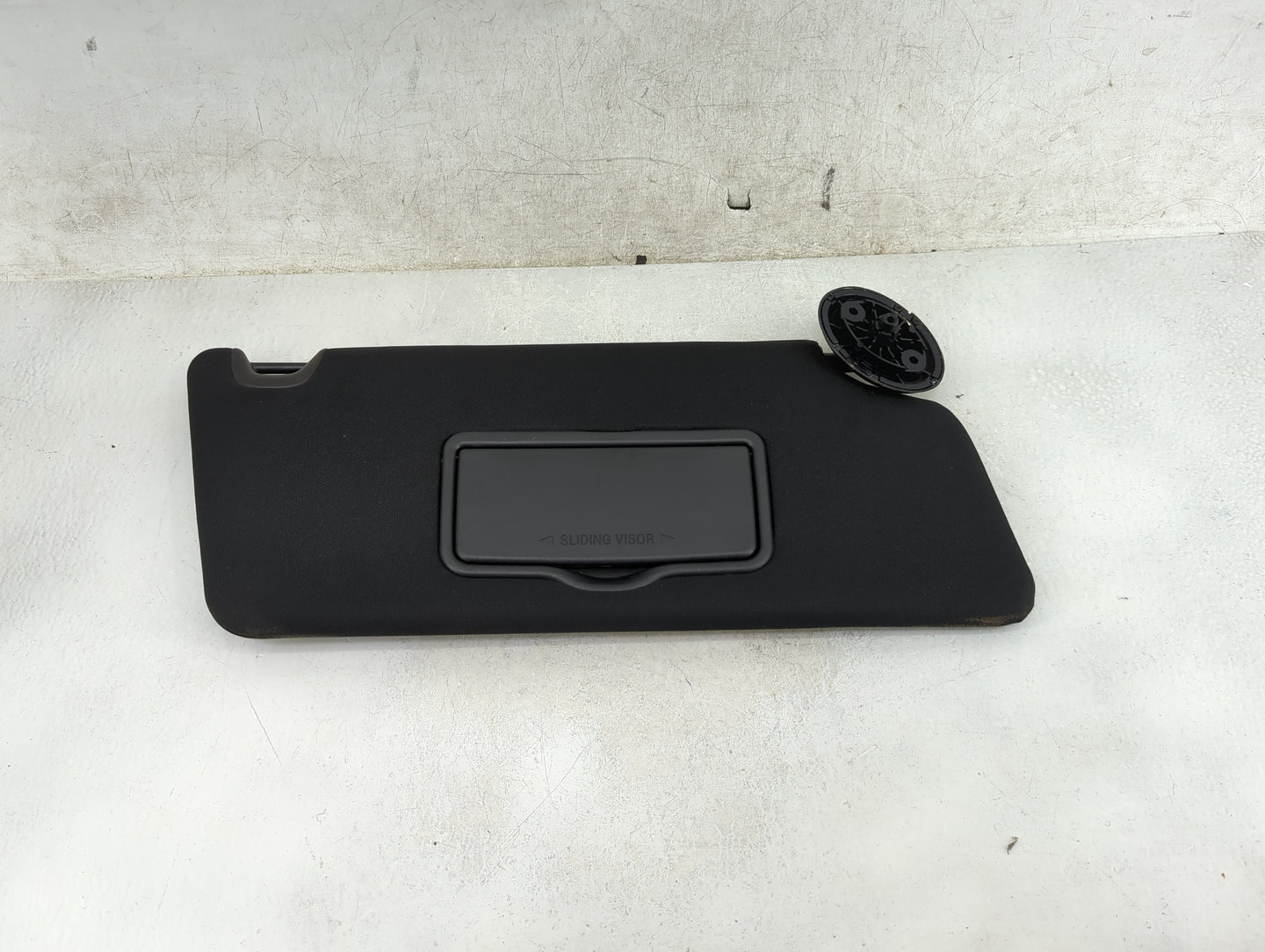 2018 Ford Explorer Sun Visor Shade Replacement Passenger Right Mirror Fits OEM Used Auto Parts - Oemusedautoparts1.com