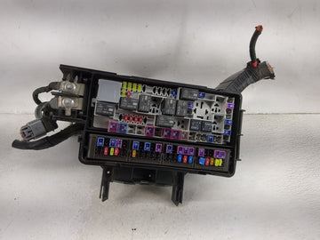 2018-2019 Ford Explorer Fusebox Fuse Box Panel Relay Module P/N:8T2T-14B192-AB 8T2T-14B192-8A, 8T2T-CA Fits Fits 2018 2019 O