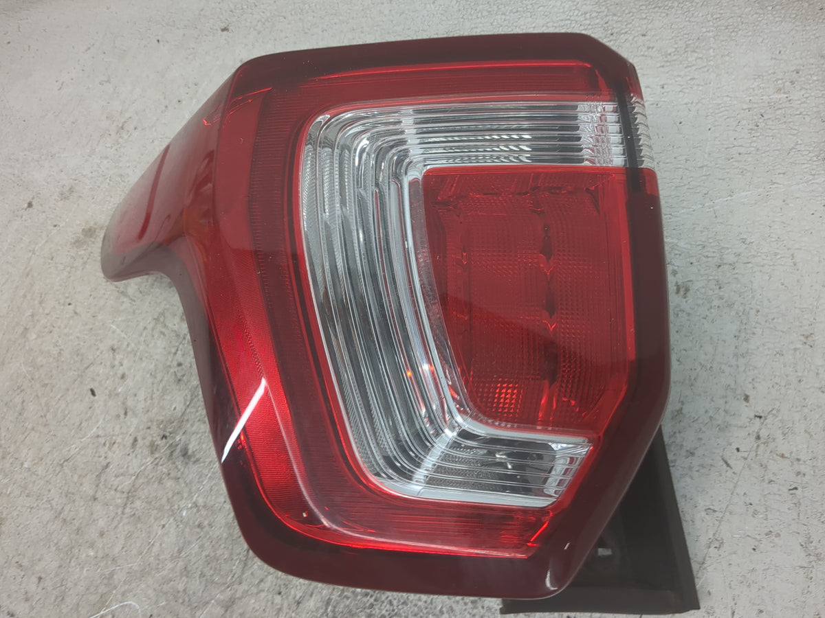 2018 Ford Explorer Tail Light Assembly Driver Left OEM P/N:0000785302P Fits OEM Used Auto Parts - Oemusedautoparts1.com