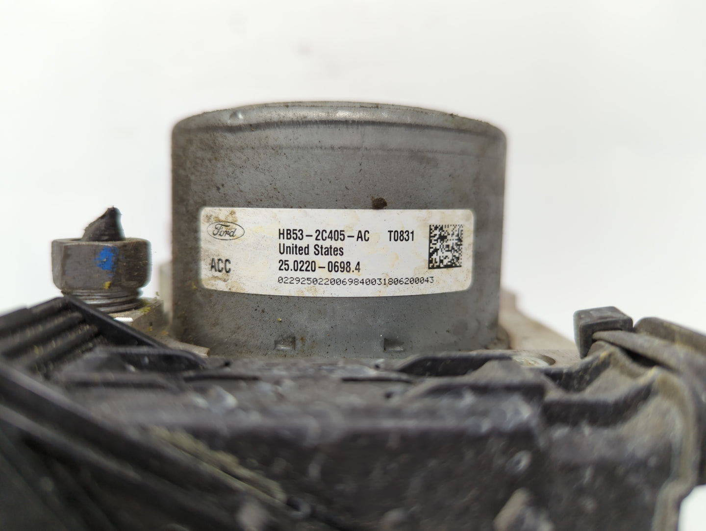 2016-2019 Ford Explorer ABS Pump Control Module Replacement P/N:FB53-2C405-AE HB53-2C405-AB Fits Fits 2016 2017 2018 2019 OE