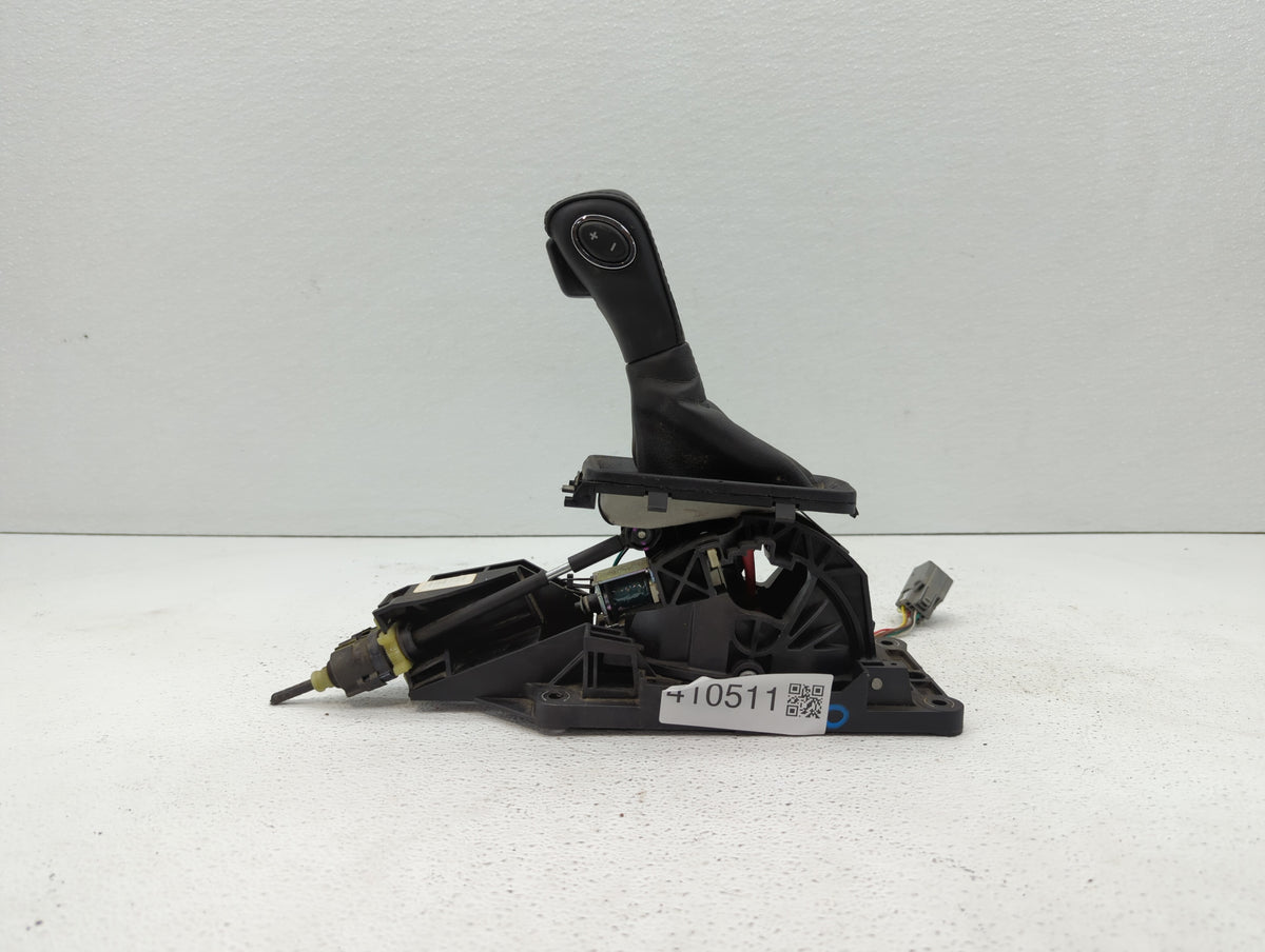 2018 Ford Explorer Floor Console Assembly Shifter Black - Oemusedautoparts1.com