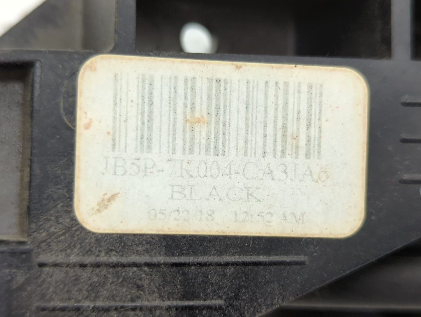 2018 Ford Explorer Floor Console Assembly Shifter Black - Oemusedautoparts1.com