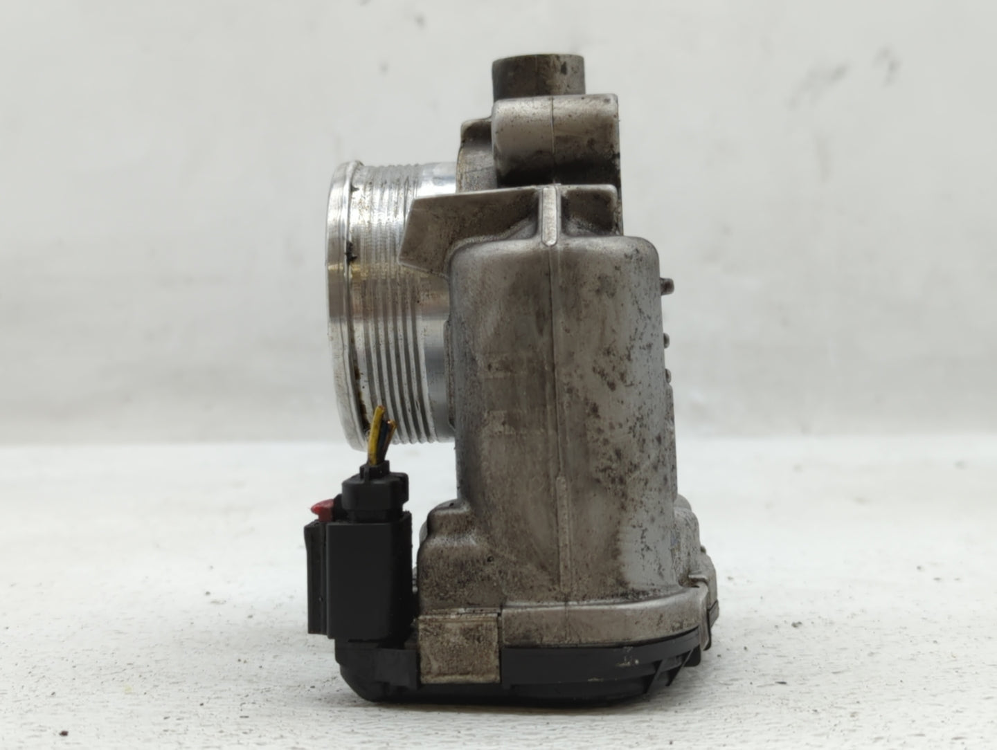 2016-2019 Ford Explorer Throttle Body P/N:DS7E-9F991-BD DS7E-9F991-BB Fits Fits 2014 2015 2016 2017 2018 2019 2020 2021 2022