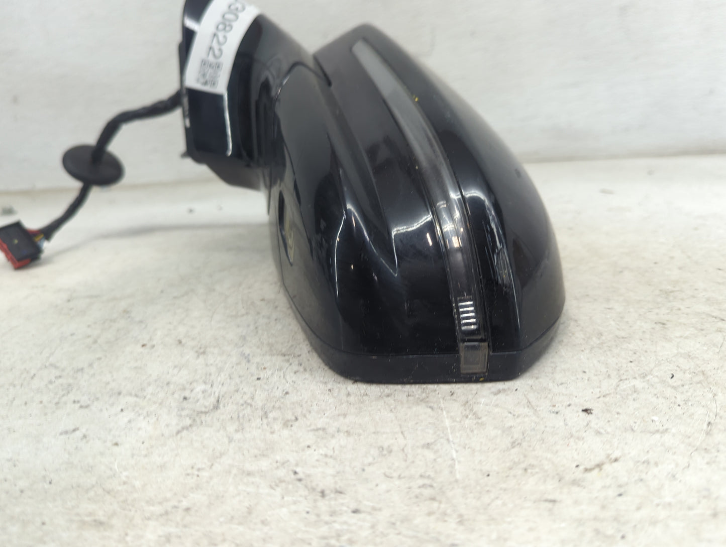 2018 Ford Explorer Driver Side View Mirror - Left Door Mirror OEM Used - Oemusedautoparts1.com