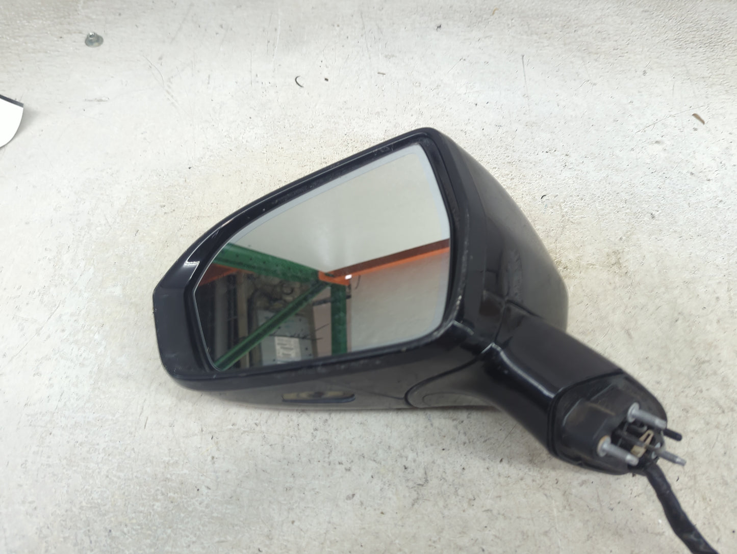 2018 Ford Explorer Driver Side View Mirror - Left Door Mirror OEM Used - Oemusedautoparts1.com