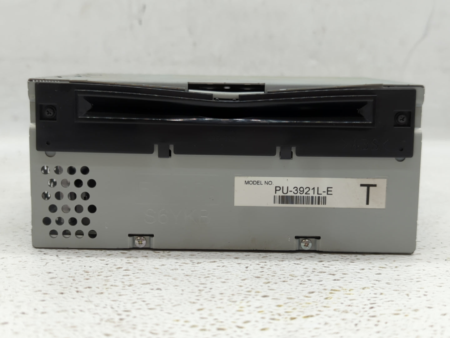 2018 Ford Explorer Radio AM FM Cd Player Receiver Replacement P/N:JB5T-19C107-AB Fits OEM Used Auto Parts - Oemusedautoparts