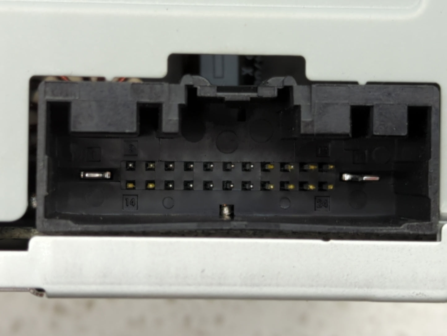 2018 Ford Explorer Radio AM FM Cd Player Receiver Replacement P/N:JB5T-19C107-AB Fits OEM Used Auto Parts - Oemusedautoparts