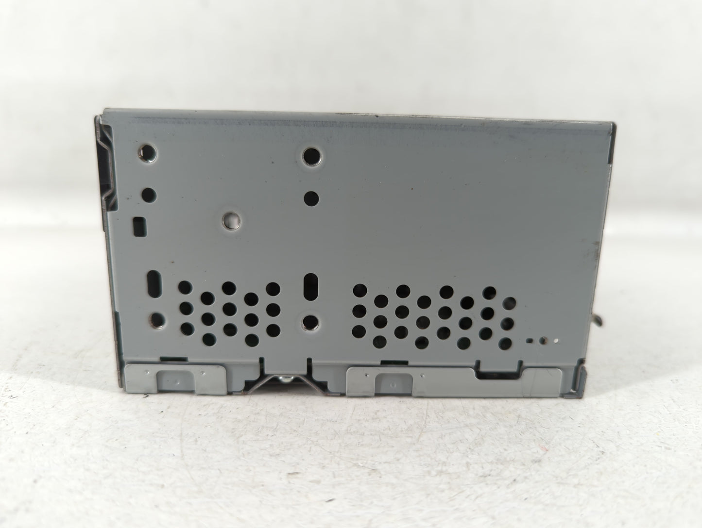 2018 Ford Explorer Am Fm Cd Player Radio Receiver - Oemusedautoparts1.com