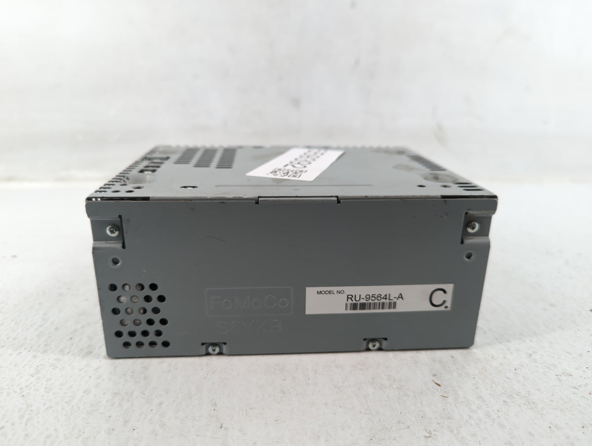 2018 Ford Explorer Am Fm Cd Player Radio Receiver 559392 - Oemusedautoparts1.com