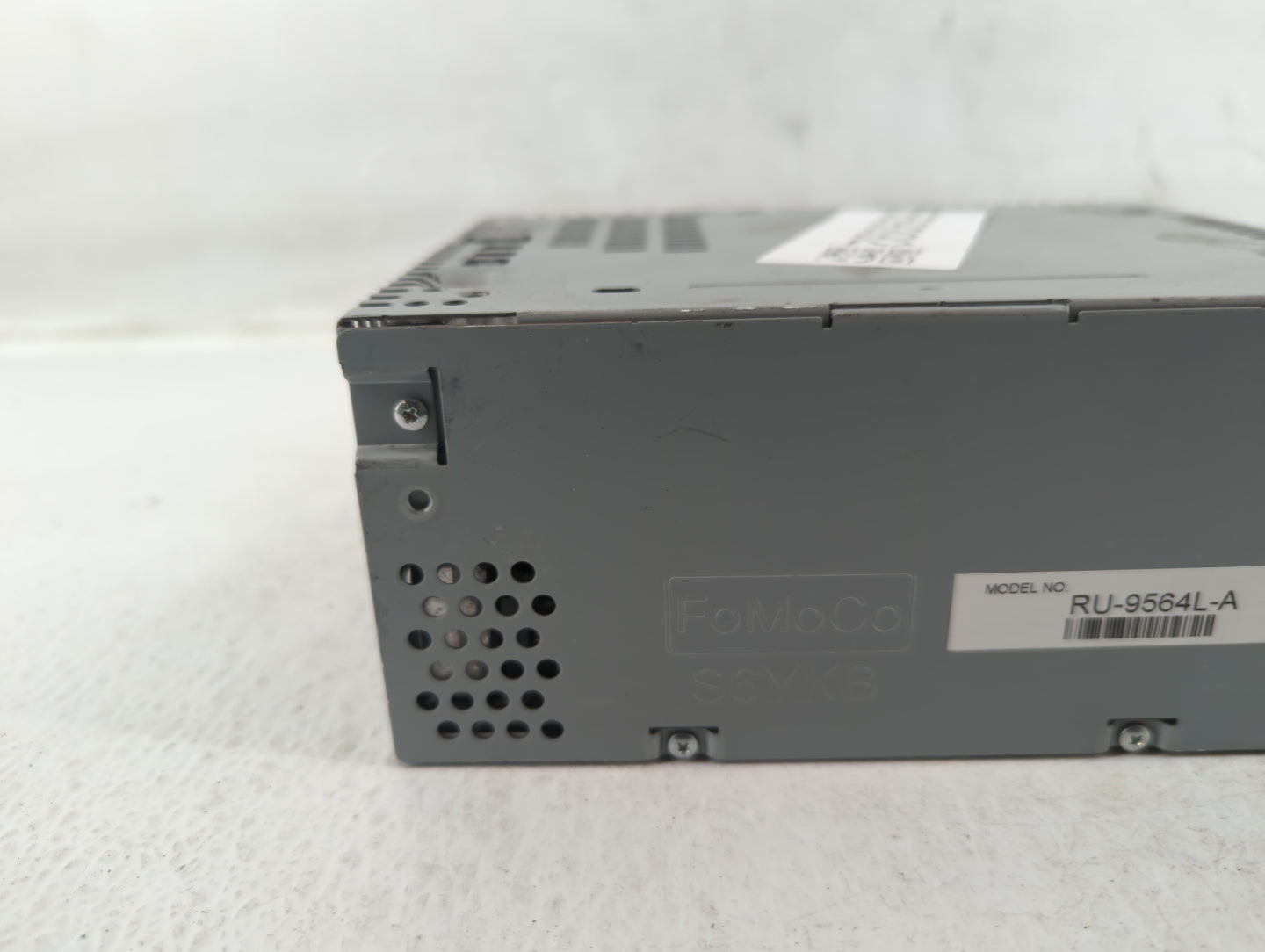 2018 Ford Explorer Am Fm Cd Player Radio Receiver - Oemusedautoparts1.com