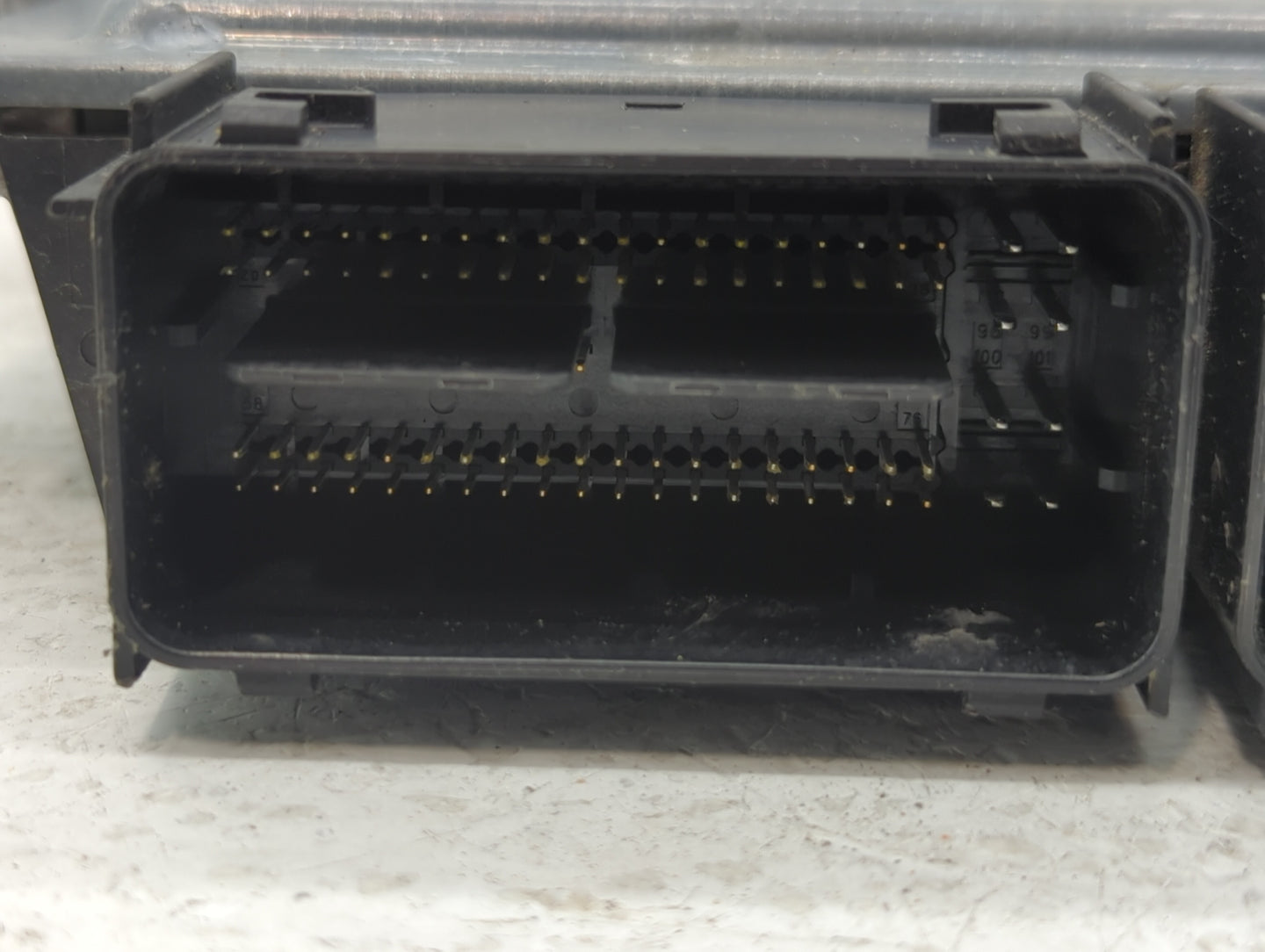2016-2019 Ford Explorer PCM Engine Control Computer ECU ECM PCU OEM P/N:GB5A-12650-BZA Fits Fits 2015 2016 2017 2018 2019 OE