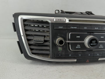 2016-2018 Ford Explorer Am Fm Cd Player Radio Receiver