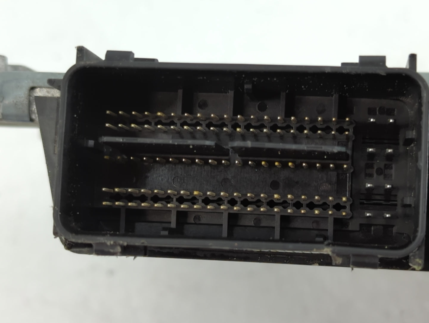 2016-2019 Ford Explorer PCM Engine Control Computer ECU ECM PCU OEM P/N:GB5A-12A650-BZA A6SXW2456DT00 Fits OEM Used Auto Par