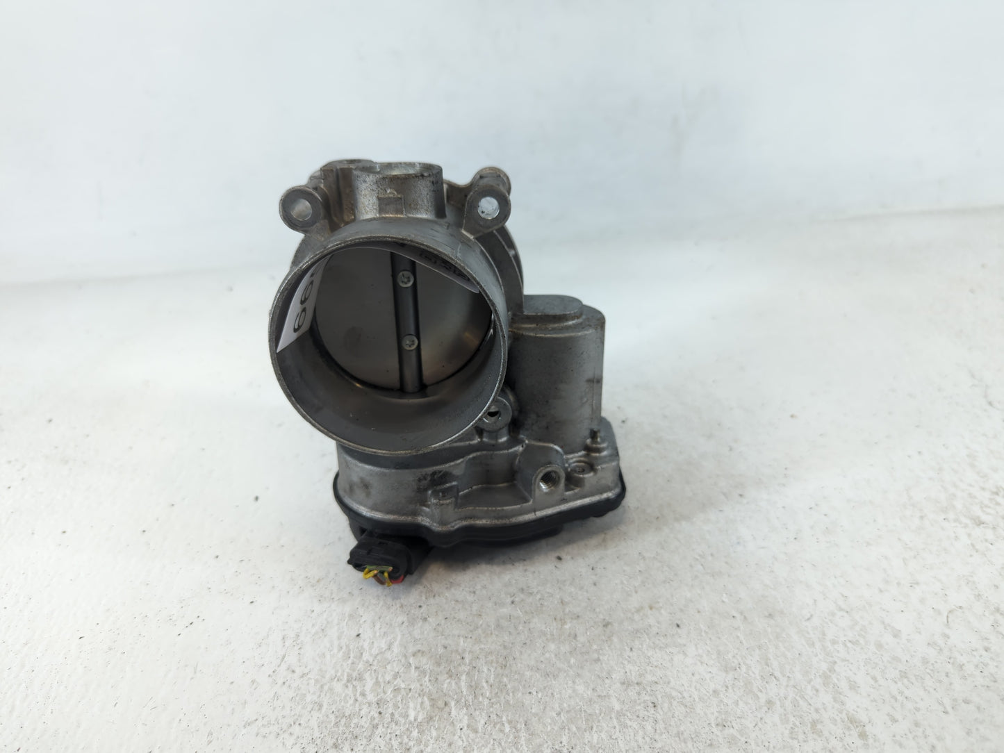 2011-2019 Ford Explorer Throttle Body P/N:AT4E-9F991-EL Fits Fits 2011 2012 2013 2014 2015 2016 2017 2018 2019 OEM Used Auto