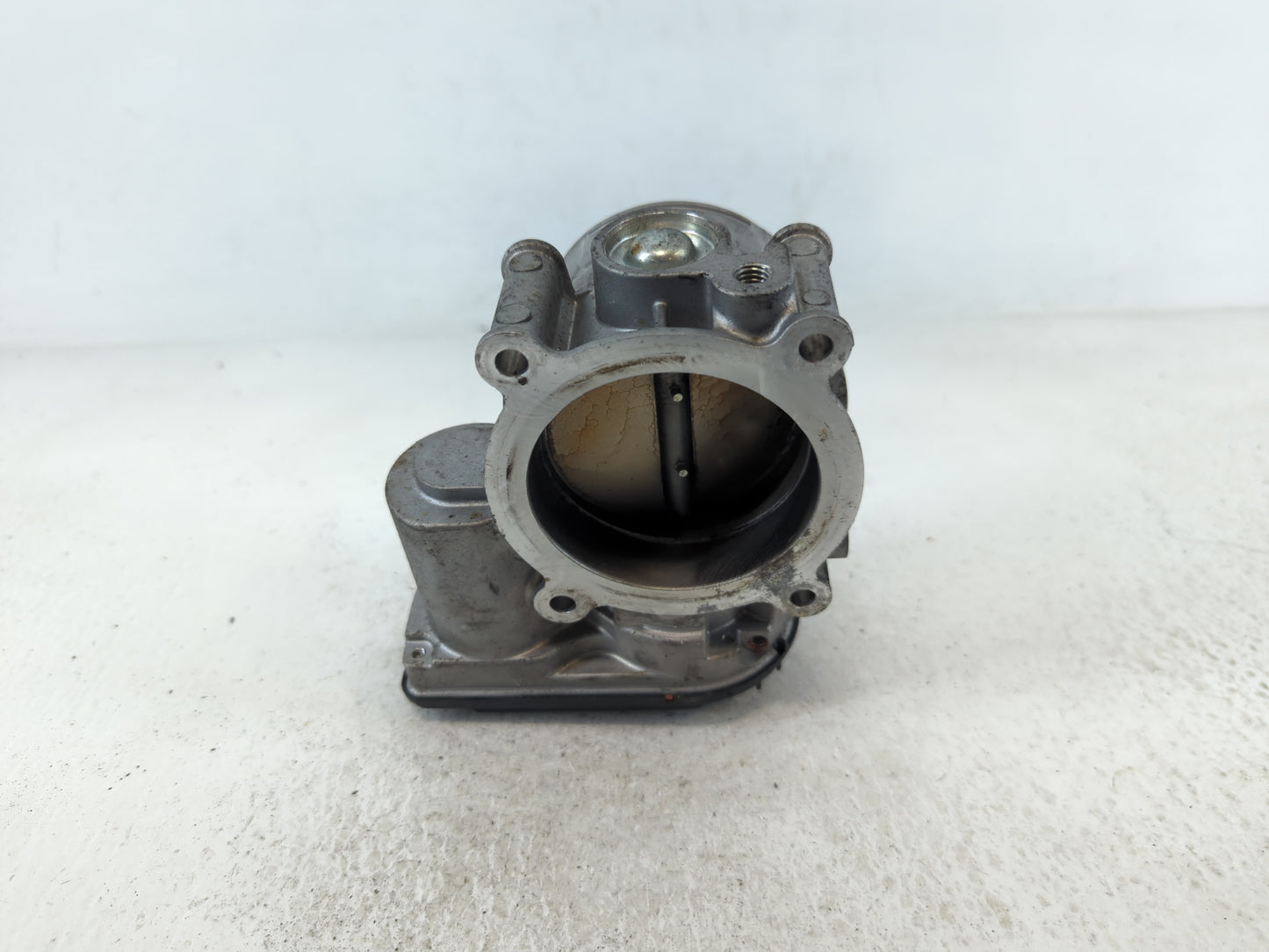 2011-2019 Ford Explorer Throttle Body P/N:AT4E-9F991-EL Fits Fits 2011 2012 2013 2014 2015 2016 2017 2018 2019 OEM Used Auto