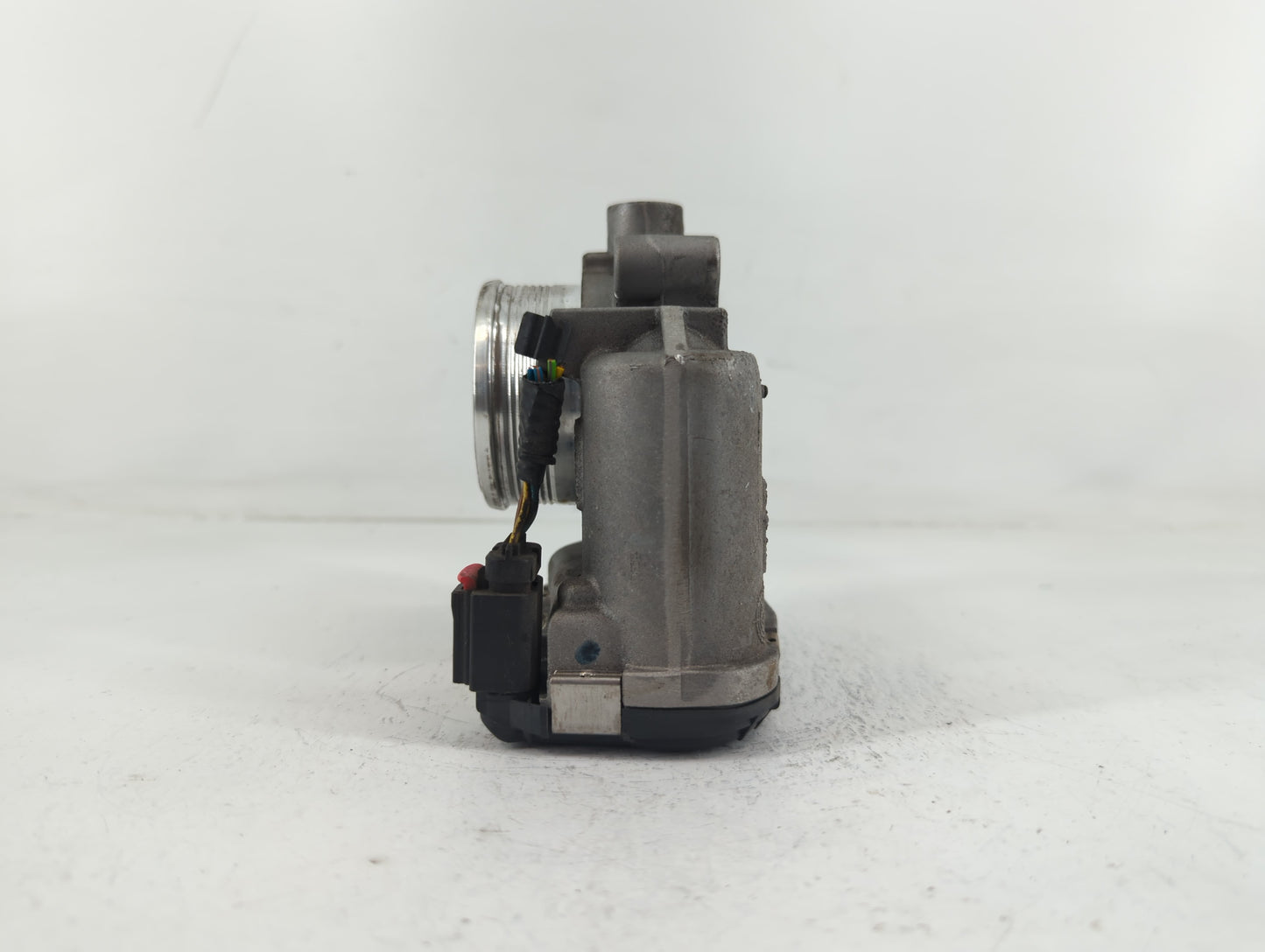 2016-2019 Ford Explorer Throttle Body P/N:DS7E-9F991-BB Fits Fits 2014 2015 2016 2017 2018 2019 2020 2021 2022 OEM Used Auto