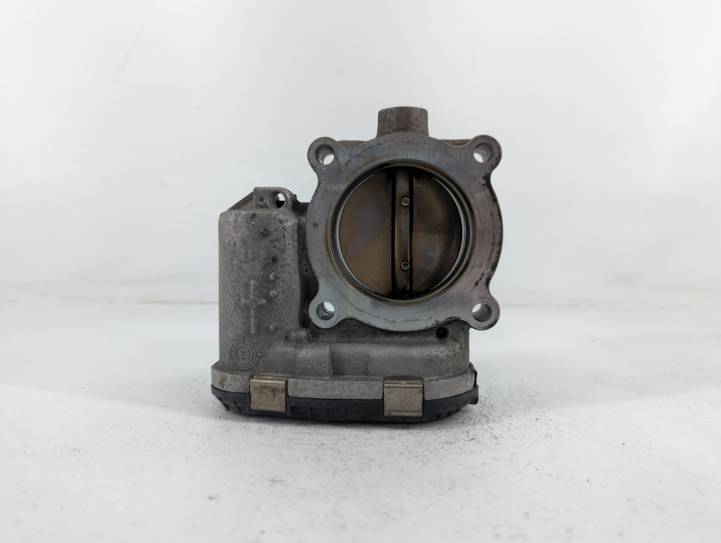 2016-2019 Ford Explorer Throttle Body P/N:DS7E-9F991-BB Fits Fits 2014 2015 2016 2017 2018 2019 2020 2021 2022 OEM Used Auto
