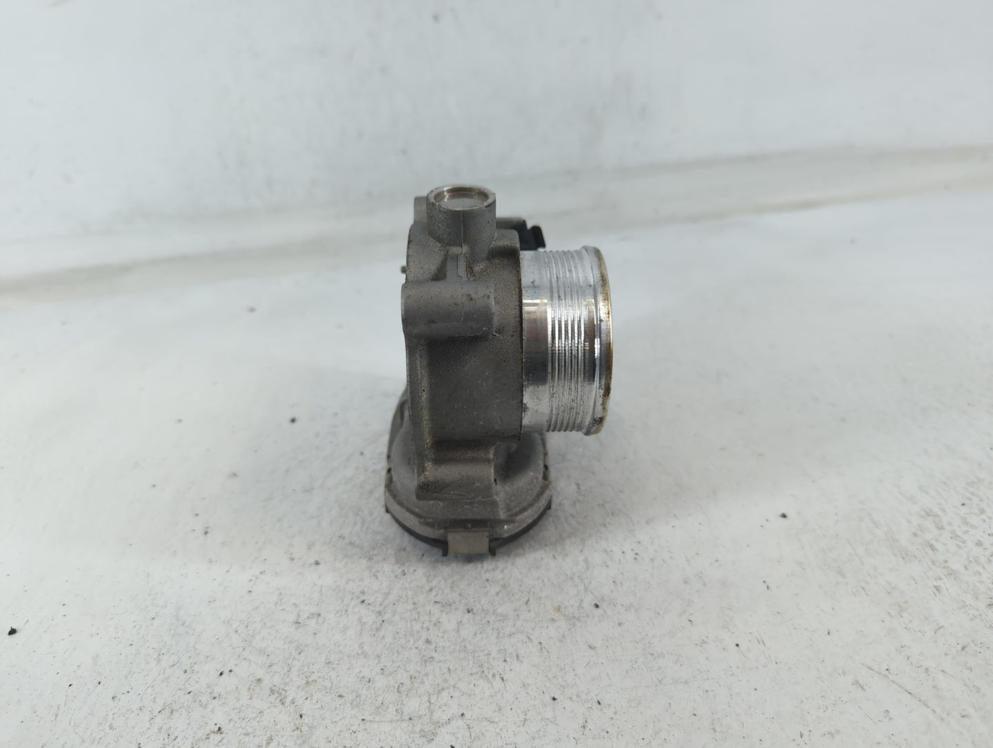 2016-2019 Ford Explorer Throttle Body P/N:B33TB DS7E-9F991-BB Fits Fits 2014 2015 2016 2017 2018 2019 2020 2021 2022 OEM Use