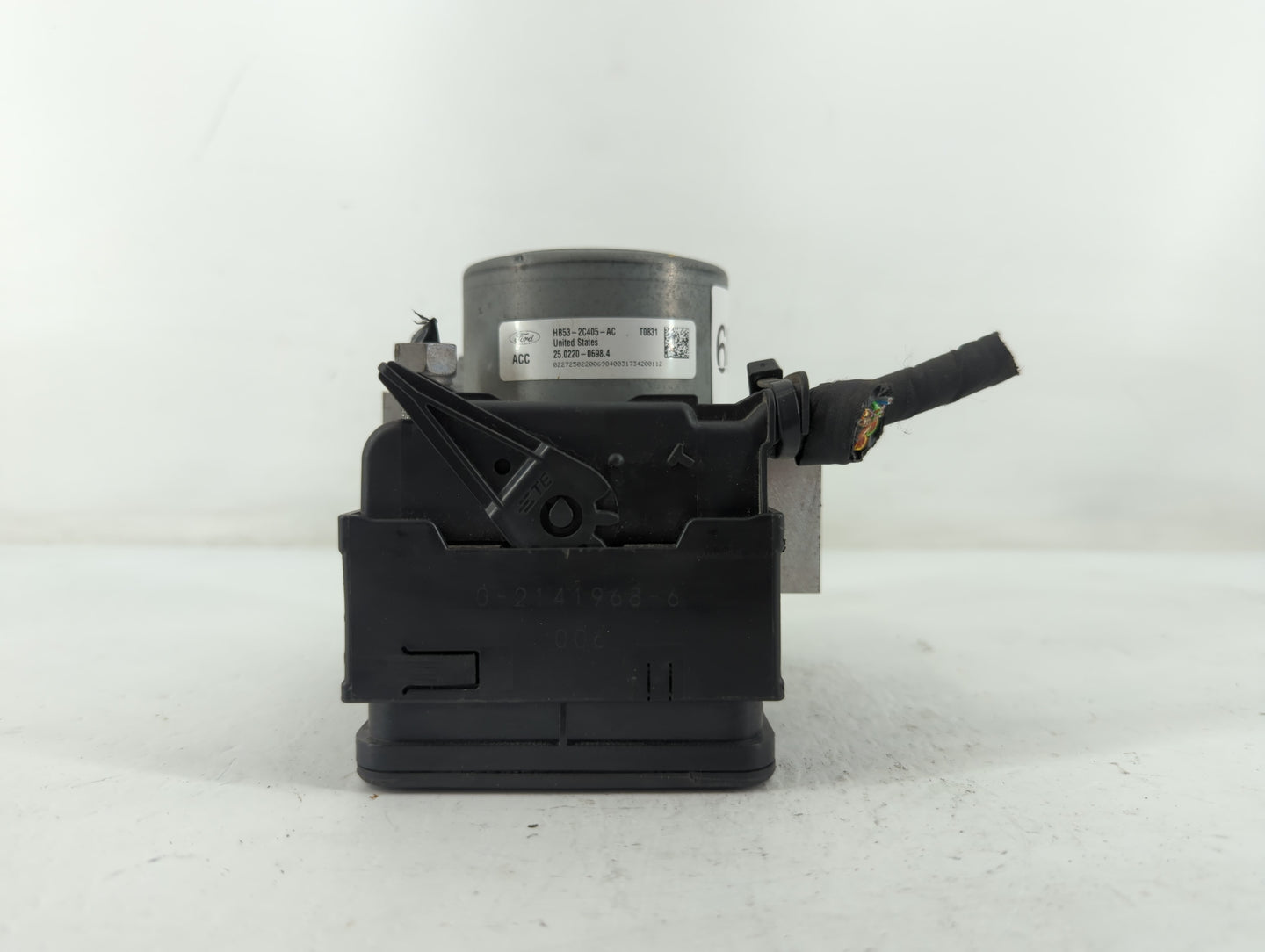2018 Ford Explorer ABS Pump Control Module Replacement P/N:HB53-2C405-AC Fits OEM Used Auto Parts - Oemusedautoparts1.com